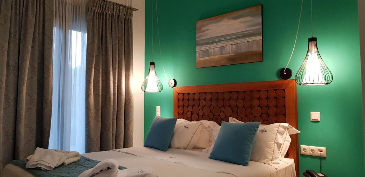 Hatzoudis Luxury Suites Криси Амудия Екстериор снимка