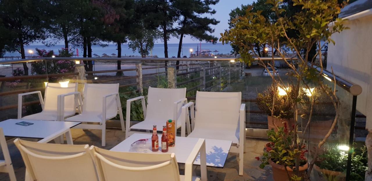 Hatzoudis Luxury Suites Криси Амудия Екстериор снимка