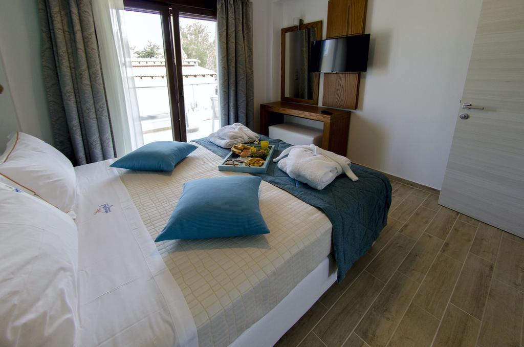 Hatzoudis Luxury Suites Криси Амудия Екстериор снимка