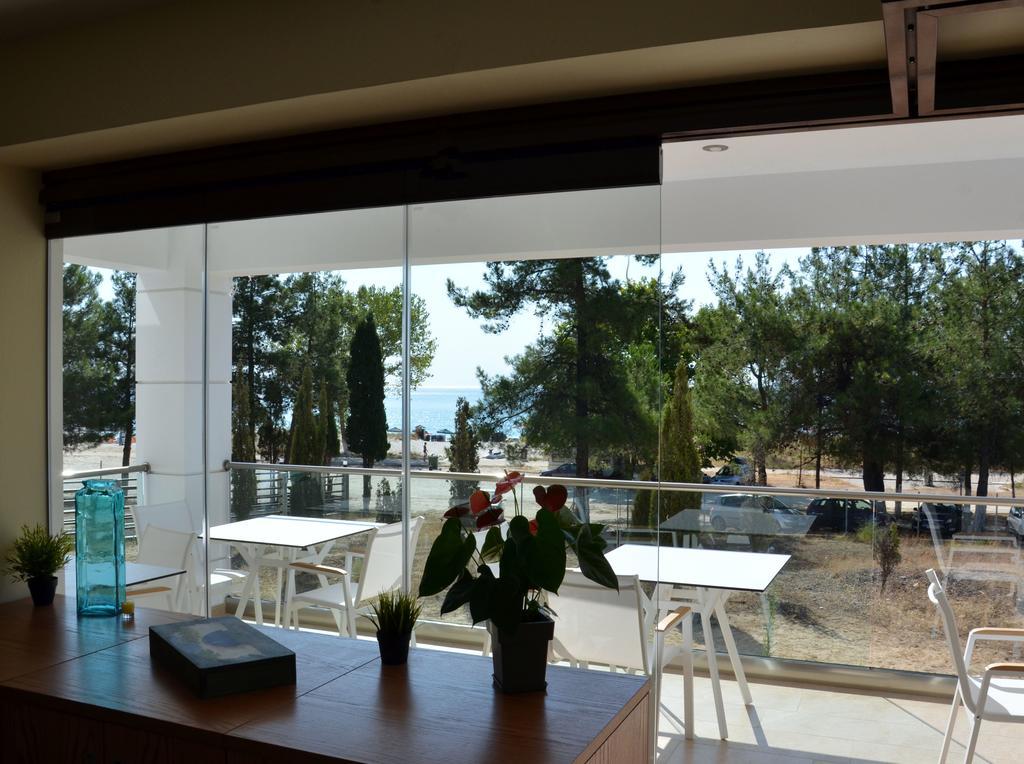 Hatzoudis Luxury Suites Криси Амудия Екстериор снимка