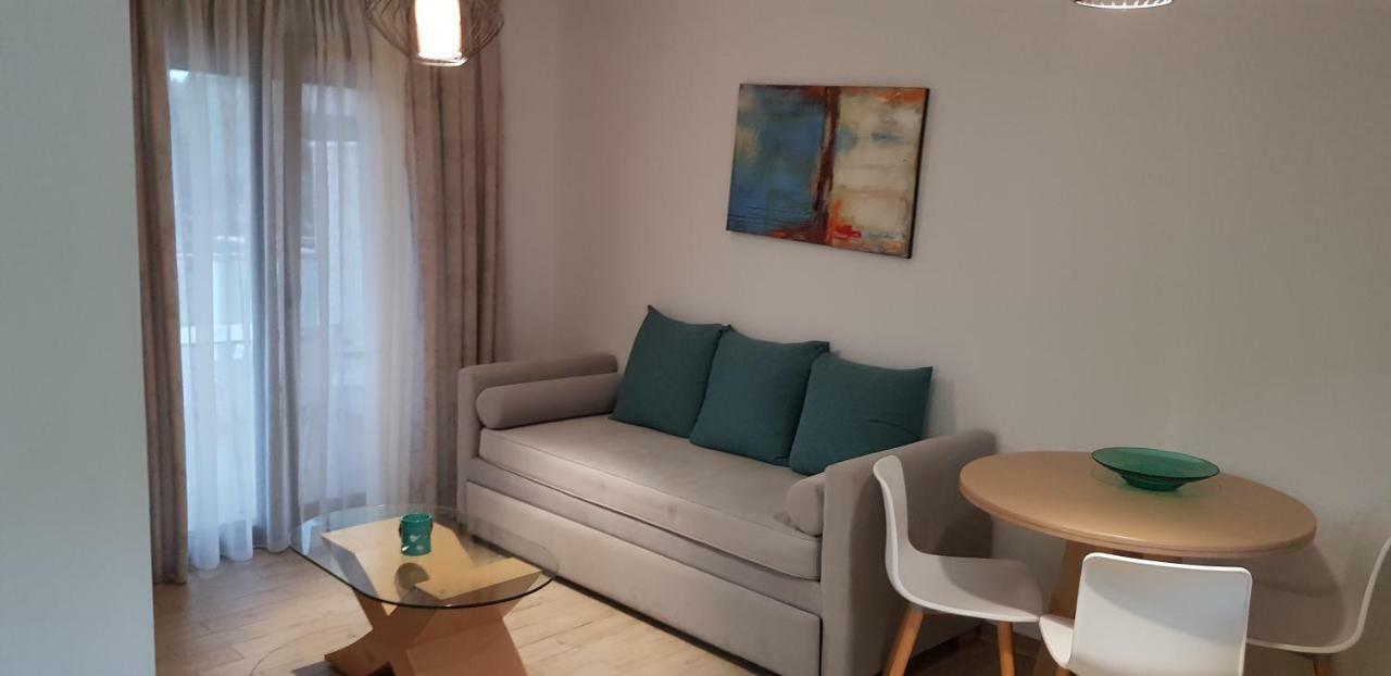 Hatzoudis Luxury Suites Криси Амудия Екстериор снимка
