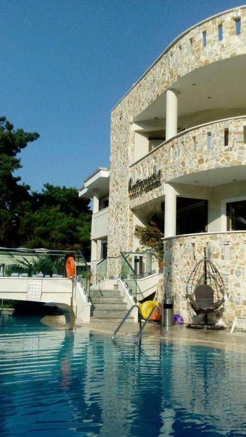Hatzoudis Luxury Suites Криси Амудия Екстериор снимка
